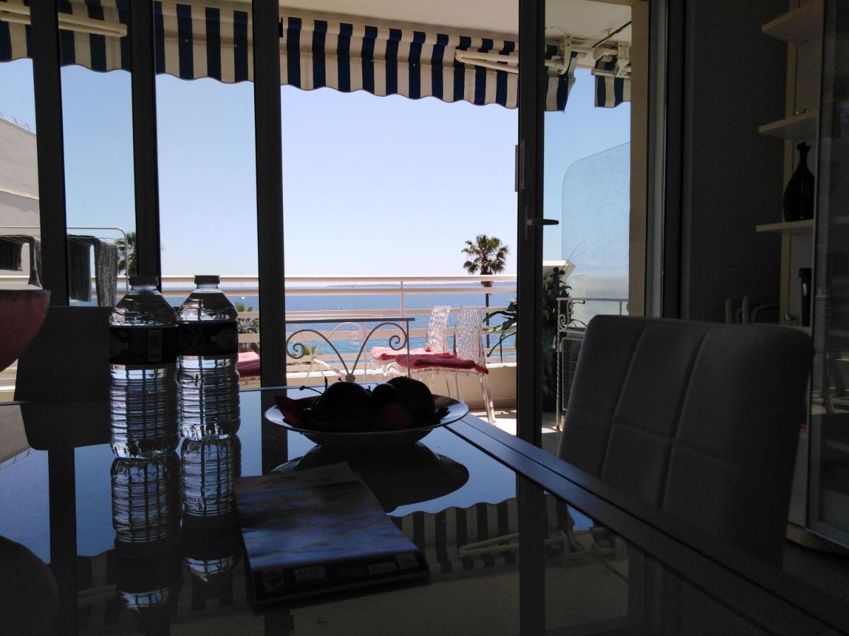 Le Palais Du Tropique Appartement Vue Mer 5E Etage Avec Ascenseur 주앙레핑 외부 사진
