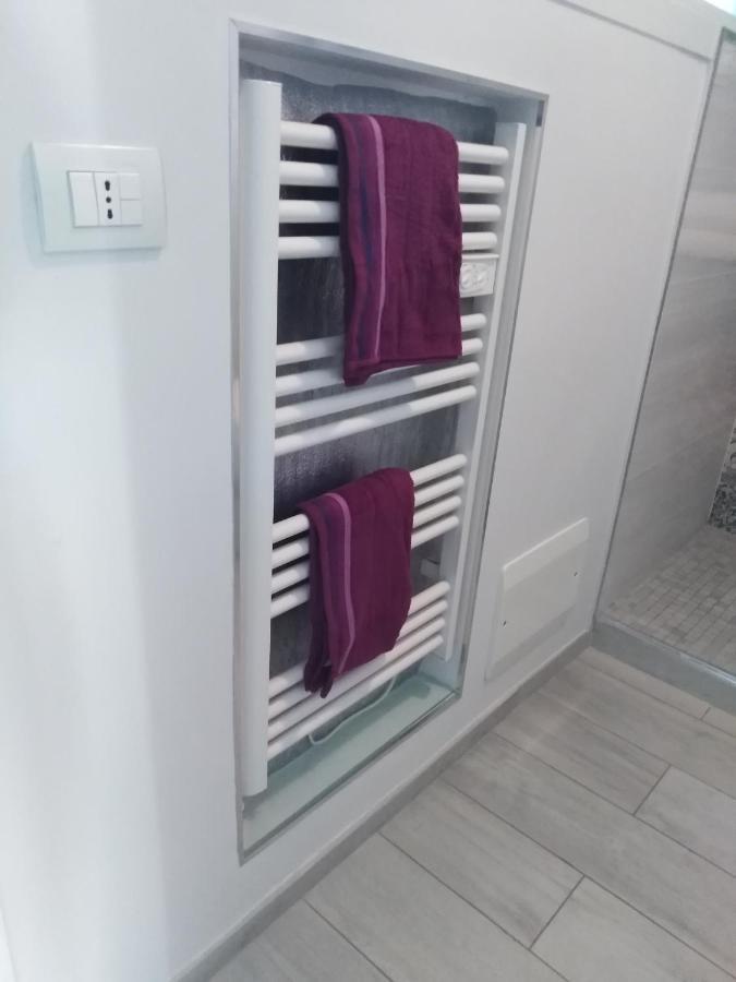 Le Palais Du Tropique Appartement Vue Mer 5E Etage Avec Ascenseur 주앙레핑 외부 사진